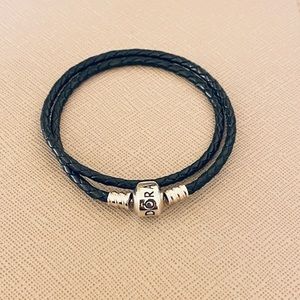 💙Retired Pandora Midnight Blue Leather Bracelet💙